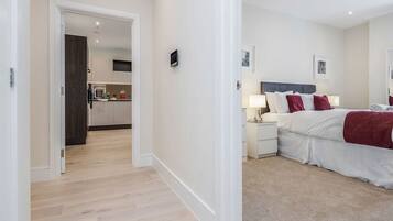 1 bedroom, in-room safe, iron/ironing board, free WiFi