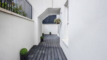 Apartment | Terrace/patio