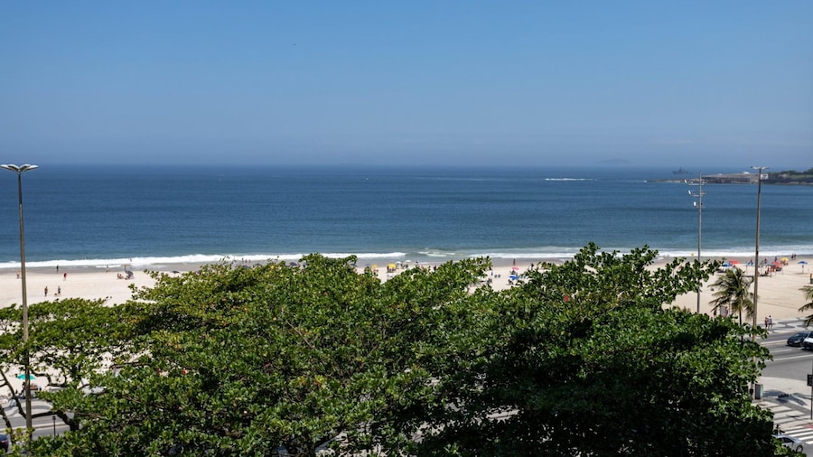 Sea View 50 Metres From the Beach Bi701