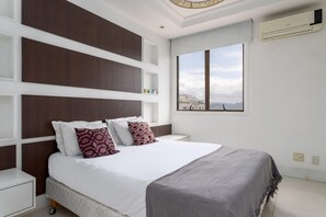 Apartment | 3 bedrooms - Coverage in Barra da Tijuca for 6 People Lc2207 (Rio de Janeiro)