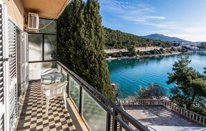 Property grounds - 2 bedroom lovely apartment in Klek (Klek)