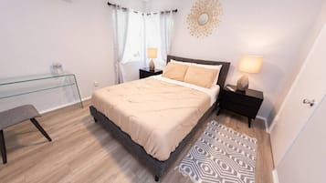 1 chambre, bureau, fer et planche Ă repasser, Wi-Fi gratuit