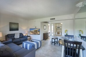 Apartment, 1 Bedroom | 1 bedroom, free WiFi - 223-Fully Furnished with WiFi by RedAwning (Scottsdale)