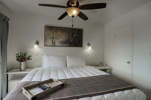 Apartment, 1 Bedroom - 103 Fully Furnished 1BR Suite-Prime Location! by RedAwning (Scottsdale)