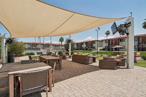 Apartment, 1 Bedroom | Outdoor dining - 234 Fully Furnished 1BR Suite-Outdoor Pool! by RedAwning (Scottsdale)