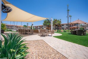 Apartamento, 1 habitación | Restaurante al aire libre
