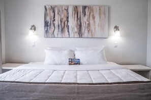 Apartment, 1 Bedroom | 1 bedroom, iron/ironing board, free WiFi