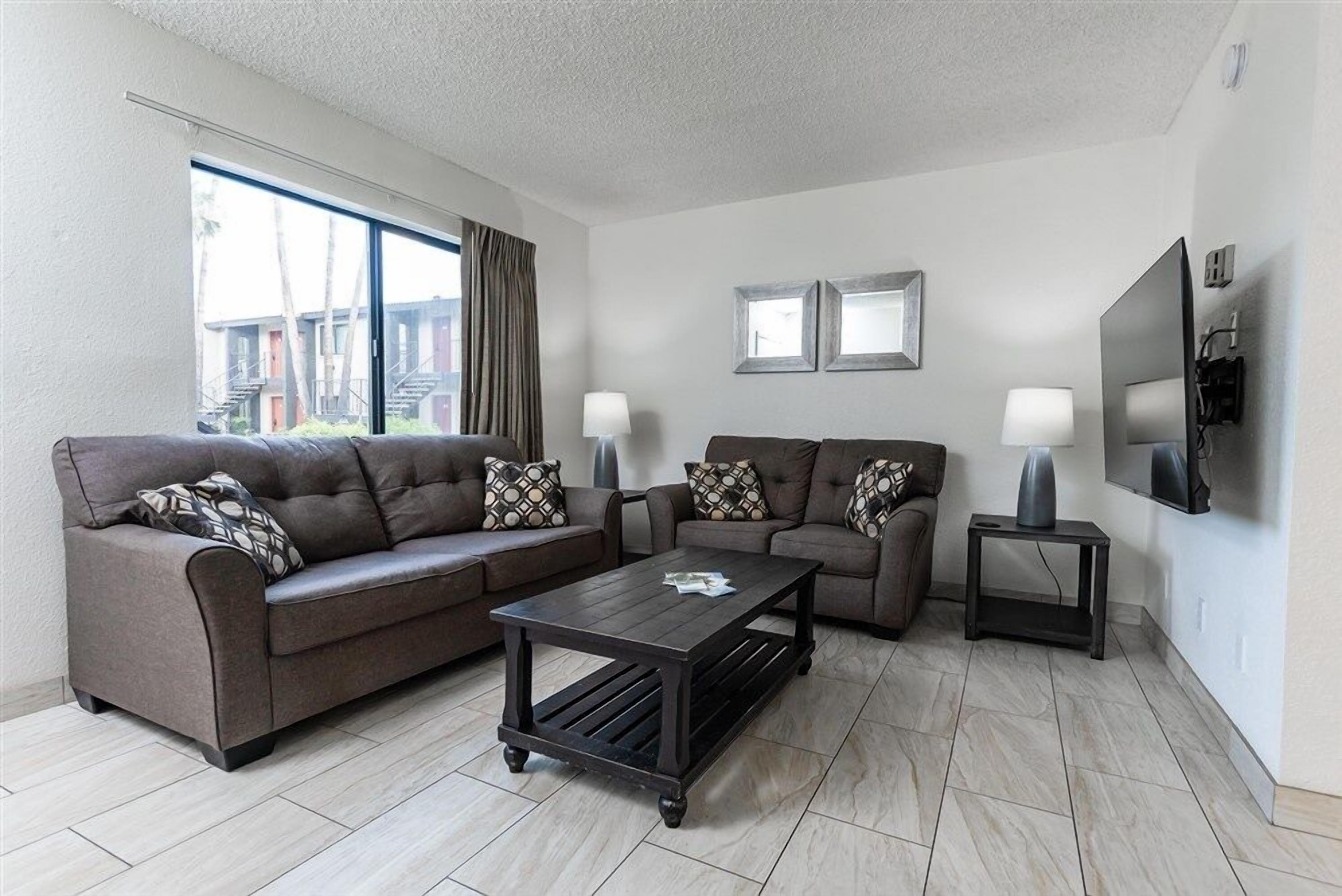 Apartment, 1 Bedroom | Living area