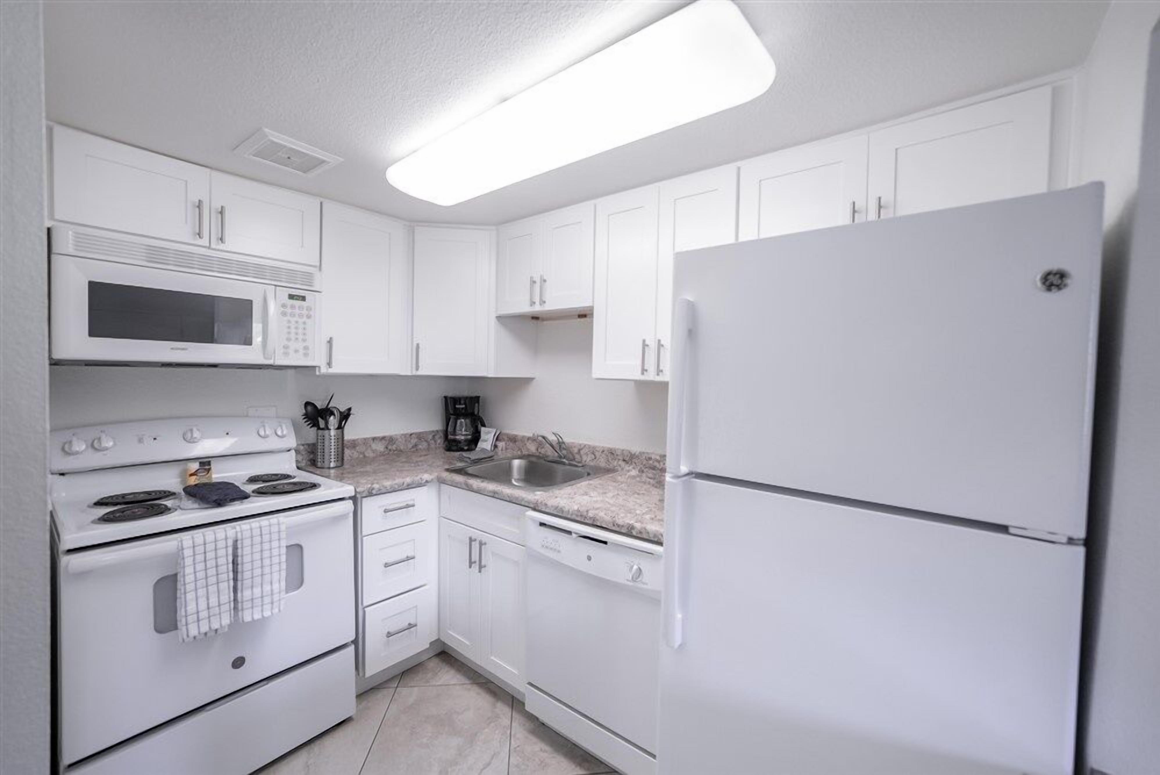 Apartment, 1 Bedroom | Private kitchen