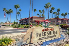 Studio | Exterior - 104 Fully Furnished 1BR Suite-Outdoor Pool! by RedAwning (Scottsdale)