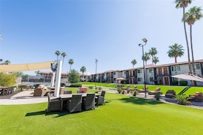Outdoor dining - 105 Fully Furnished 1BR Suite-Outdoor Pool! by RedAwning (Scottsdale)