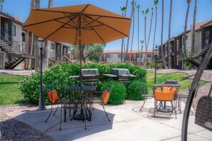 Outdoor dining - 105 Fully Furnished 1BR Suite-Outdoor Pool! by RedAwning (Scottsdale)