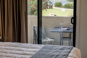 Apartment, 1 Bedroom | 1 bedroom, iron/ironing board, free WiFi - Scottsdale's Premium Short Term Getaway, Fully Furnished 1 Bedroom Homes, Free Golf, Cable, Utilities, Wi-fi, Parking, Pool, and Bike Trails- Unit 127 by Redawning (Scottsdale)