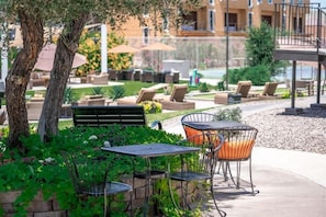 Apartment, 1 Bedroom | Property grounds
