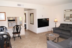 Apartment, 1 Bedroom | Living area