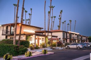 Apartment, 1 Bedroom | Exterior - 143 Fully Furnished 1BR Suite-Pet Friendly! by RedAwning (Scottsdale)