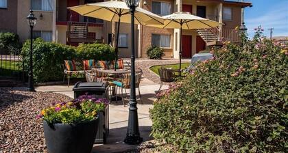 201 Fully Furnished, WiFi Included! by RedAwning