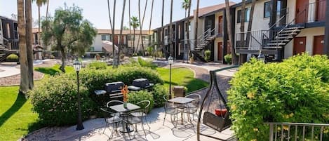 Appartement, 1 chambre | Restauration extérieure