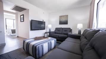 Apartment, 1 Bedroom | Living area