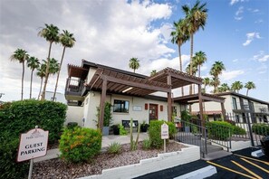 Apartment, 1 Bedroom | Exterior