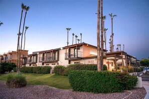 Exterior - 235 Fully Furnished 1BR Suite-Outdoor Pool! by RedAwning (Scottsdale)