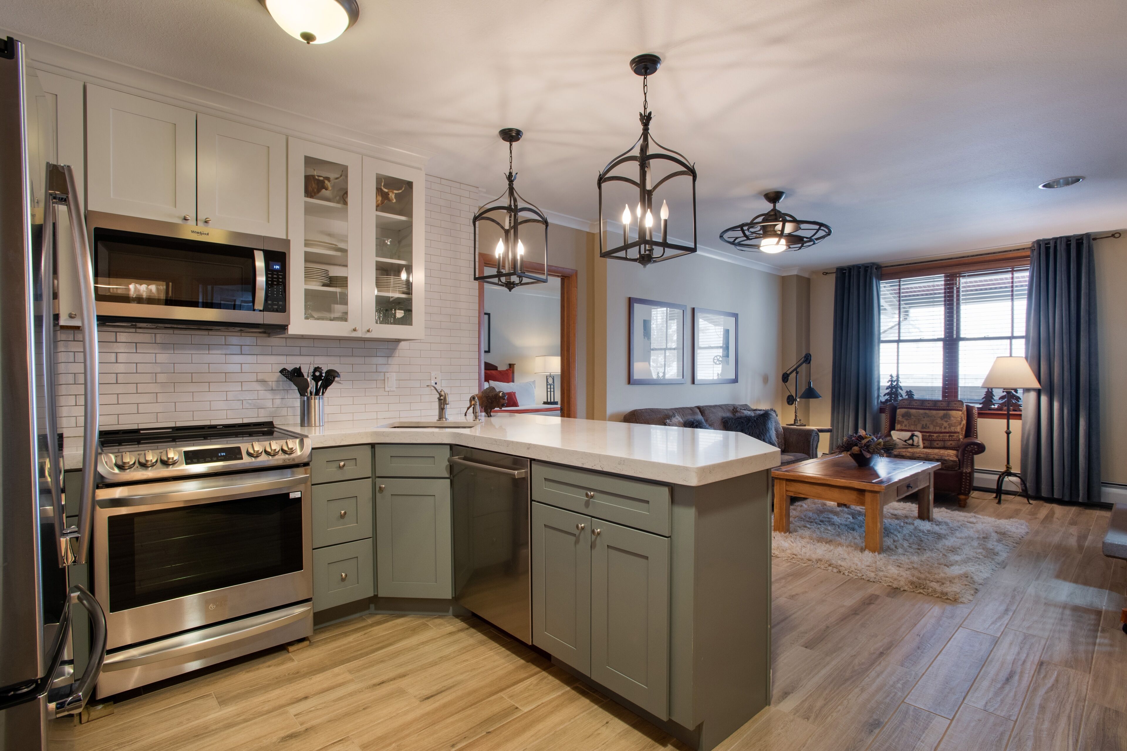 Condo, 2 Bedrooms | Private kitchen