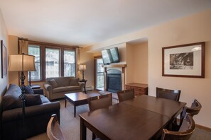 Apartment, 2 Schlafzimmer | Speisen