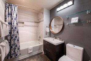 Condo, 1 Bedroom | Bathroom | Towels - Zephyr Mountain Lodge, Condo | Mountain Views & Gondola Access (Premium-Rated Condo 2418) (Winter Park)