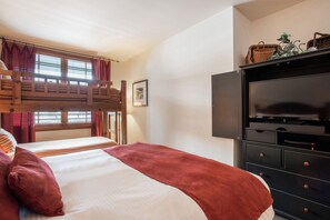Condo, 2 Bedrooms - Zephyr Mountain Lodge, Condo | Ski-In/Ski-Out w/ Balcony Views (Value-Rated Condo 1516) (Winter Park)