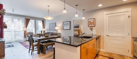 Condo, 2 Bedrooms | Private kitchen | Fridge, oven, coffee/tea maker, toaster