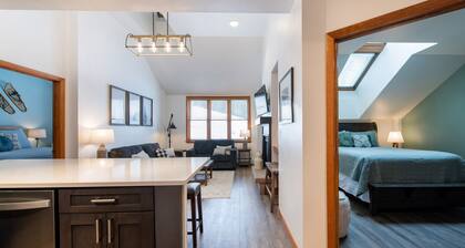 Zephyr Mountain Lodge, Condo , 7th Floor Forest and Slope View (Premium-Rated Condo 1705)