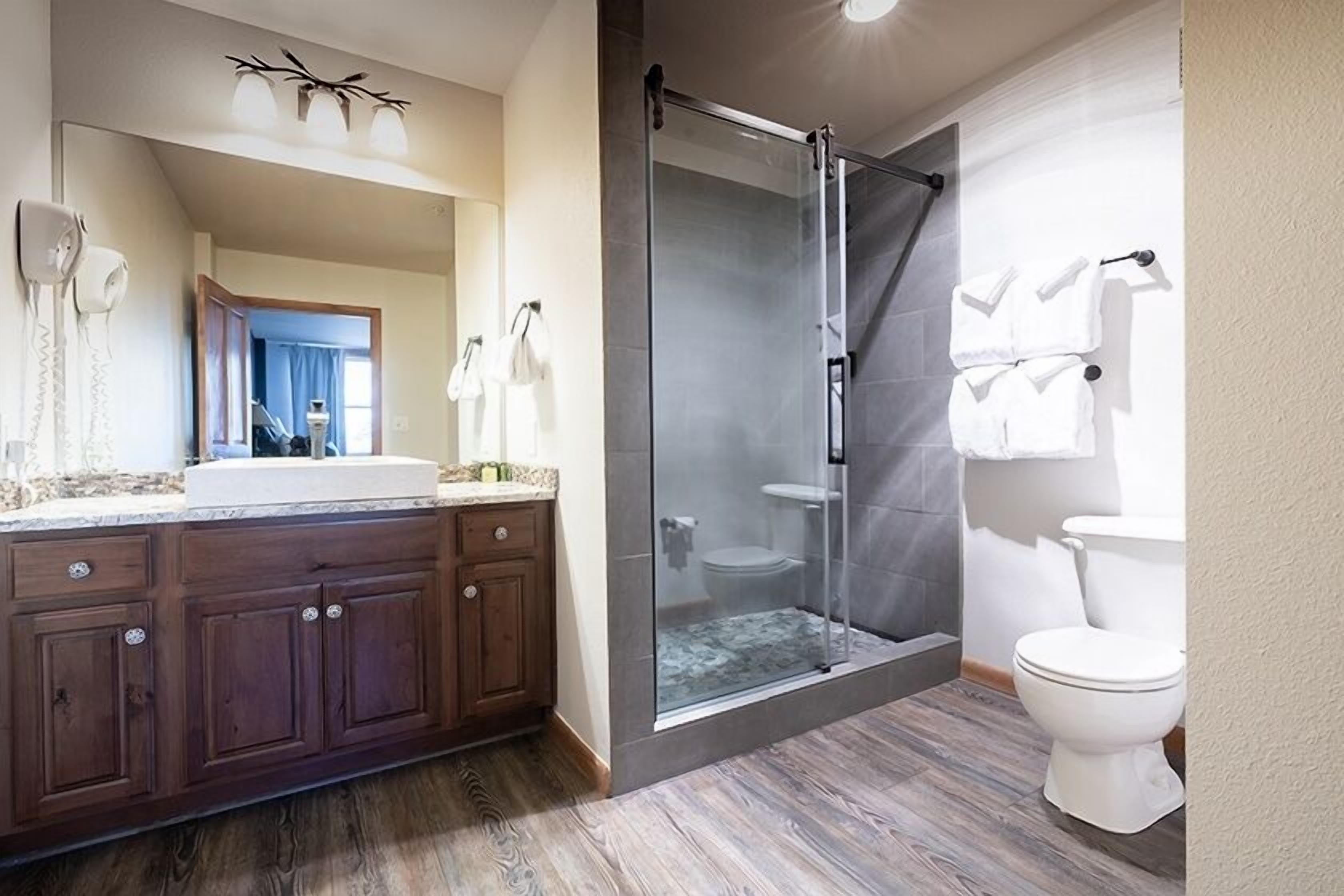 Condo, 2 Bedrooms | Bathroom | Towels