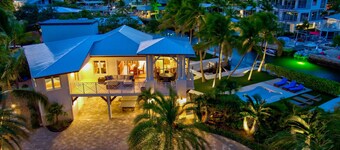 5BR/4.5BA • Ocean Views • Pool & Hot Tub • Dock • Kayaks • Bikes & More