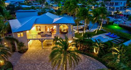 5BR/4.5BA • Ocean Views • Pool & Hot Tub • Dock • Kayaks • Bikes & More