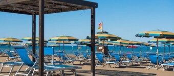Continental Roulotte 4 posti letto in splendida struttura sul mare