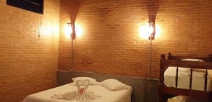 1 bedroom, WiFi, bed sheets