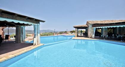 Stella di Gallura Studio Apartment 2 sleeps, A.C, WIFI