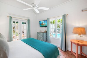 3 bedrooms, desk, iron/ironing board, free WiFi