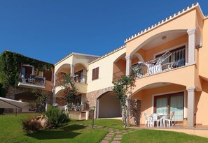 Exterior - Badus Studio, WIFI, A.C, swimming pool (Badesi)