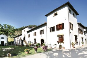 Exterior - Villa Grassina Two-room apartment 3, WIFI, pool, nature (Pelago)