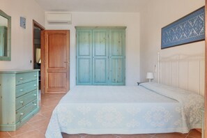 1 soveværelse, sengetøj