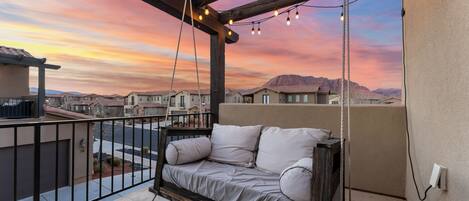 المنطقة المحيطة بالمنشأة