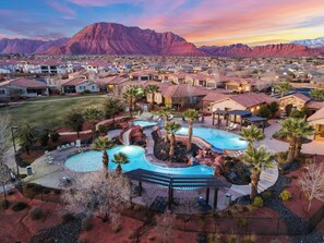 Pool - Desert Moose, PARADISE VILLAGE, PING PONG, POOLS AND LAZY RIVER! (Santa Clara)