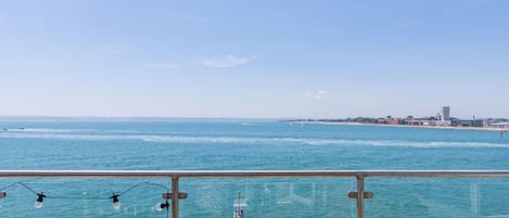 Cottage | Balcony