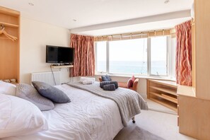 Cottage | Interior - Battery House (Portsmouth)