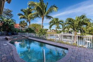 Immagine non classificata, 5 di 24, pulsante