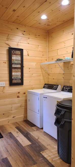 Interior - Big Porch and Wide Open Spaces (Sevierville)