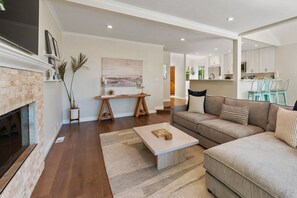 Smart TV, fireplace - Del Mar Haven | 4BR Coastal Home w/ Pool & Hot Tub (San Diego)