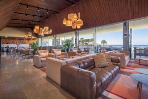 Televisión LCD 42 pulgadas con canales de televisión digitales