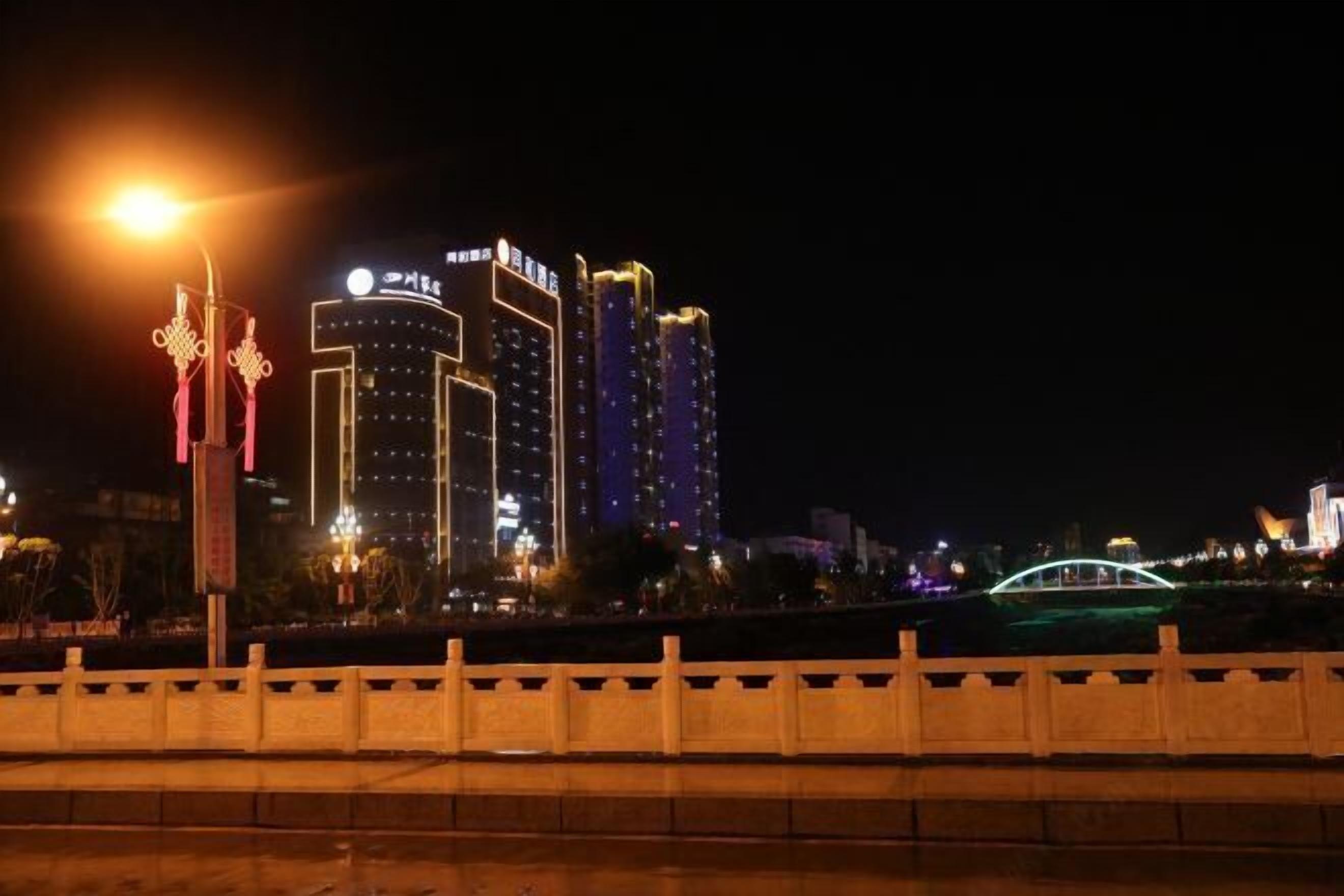 المنشأة من الخارج
